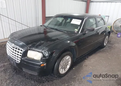 2006 Chrysler 300 z USA, uszkodzony, nr VIN 2C3KA43R06H211764
